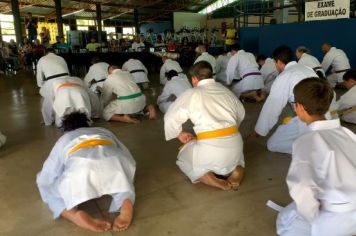 Foto - [KARATE DE ITATINGA PROMOVE EXAME DE FAIXA