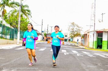 Foto - 1º Corrida Treino Outubro Rosa