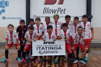 Desafios e Determinação: Atletas de Futsal representando Itatinga em mais uma etapa do Circuito Regional!