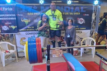 MODALIDADE LEVANTAMENTO DE PESO REPRESENTA ITATINGA EM MAIS UMA GRANDE COMPETIÇÃO.  