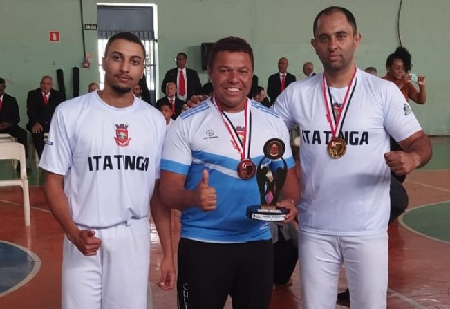 [MODALIDADE DE CAPOEIRA REPRESENTA ITATINGA NOS JOGOS REGIONAIS]