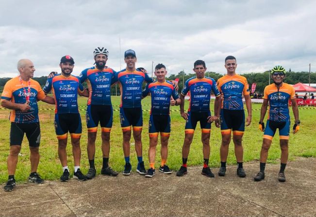 CICLISTAS DE ITATINGA PARTICIPAM DA COPA SUDOESTE DE MOUNTAIN BIKE]